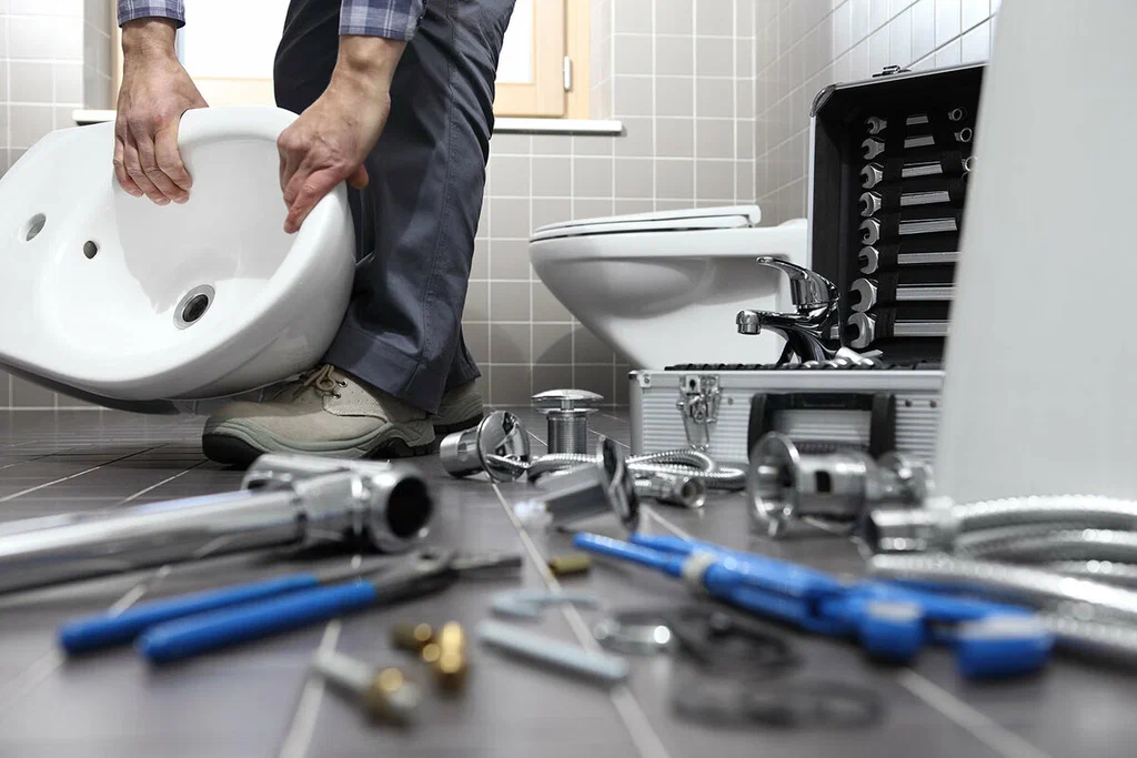 Professional bathroom plumbing repair in Riverside